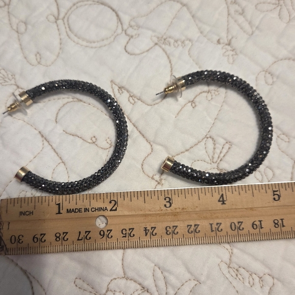 Torrid Large Glitter Lightweight hoop earrings - Picture 4 of 5